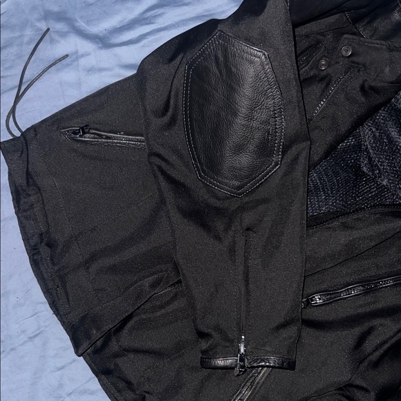 Harley-Davidson Black Riding Jacket - Picture 5 of 10